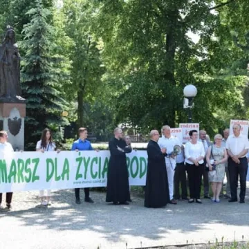 Polska Rodziną Silna!