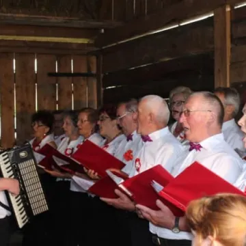 Niedziela w zagrodzie tatarskiej