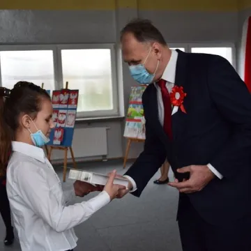 Niepodległa oczami uczniów. W Radomsku rozstrzygnięto konkurs