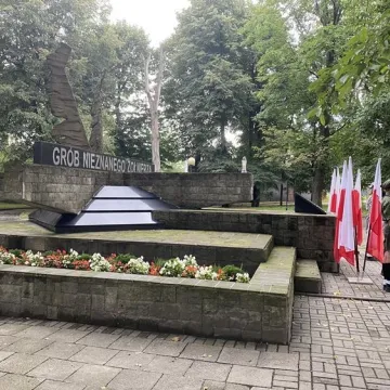 Mieszkańcy Radomska oddali hołd powstańcom warszawskim