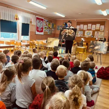 Warsztaty pszczelarskie w przedszkolu nr 4