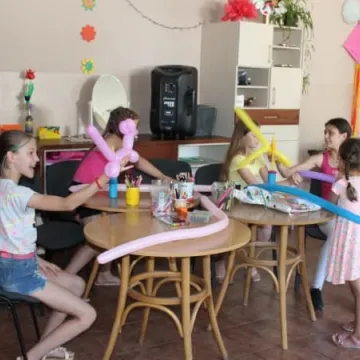 Piknik integracyjny dzieci i seniorów RUTW SAN