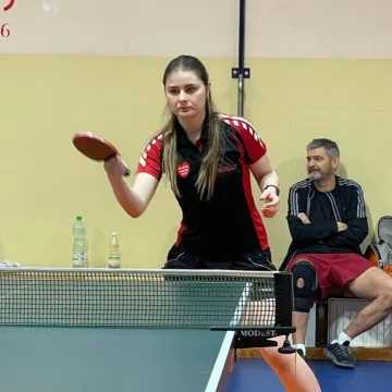 Na boisku i przy tenisowym stole. MOSiR Radomsko gra z WOŚP