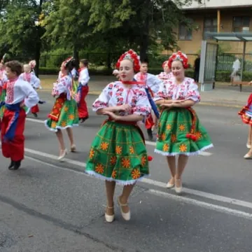 Kolorowa parada artystów z Cypru, Ukrainy i Polski