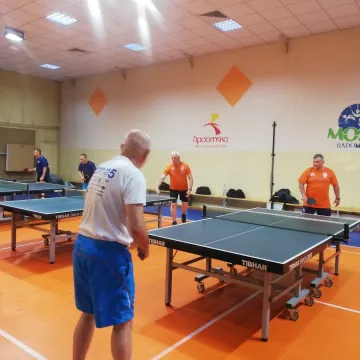 Promują trzeźwość poprzez sport