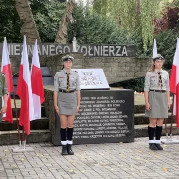 Mieszkańcy Radomska oddali hołd powstańcom warszawskim