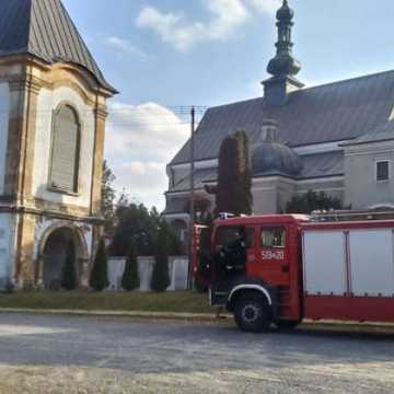Strażacy ćwiczyli w kościele