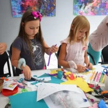 Filcowe przywieszki – wakacyjne warsztaty w MDK