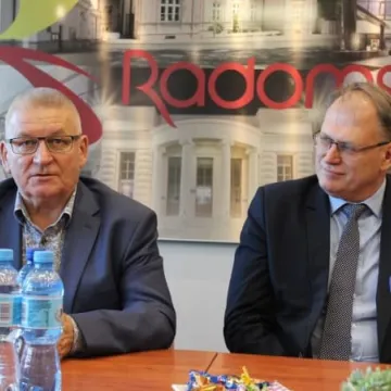 Urząd Miasta Radomska w nowej krasie