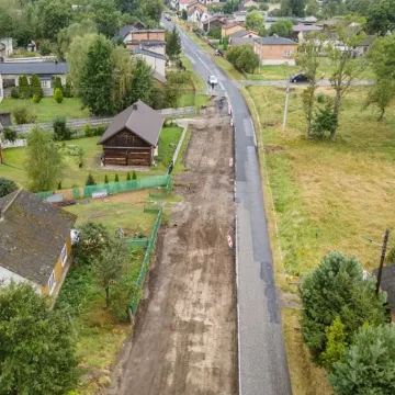 Rozpoczęła się przebudowa drogi w Ciężkowicach