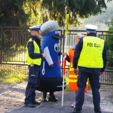 Przypominali, jak bezpiecznie dotrzeć do szkoły