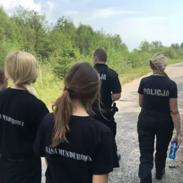 Manewry klas mundurowych z 