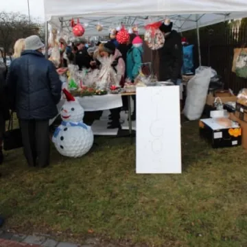 Kiermasz bożonarodzeniowy PSP 1