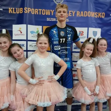 Walka o II ligę siatkówki rozpoczęta. Pierwsze starcia turnieju finałowego