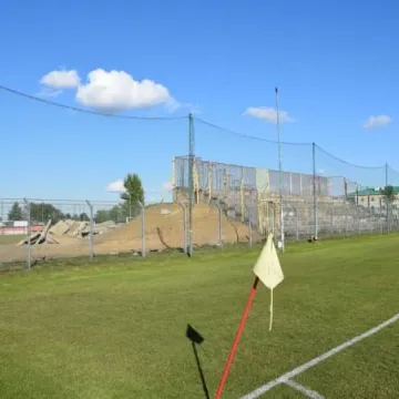 Trybuna w przebudowie