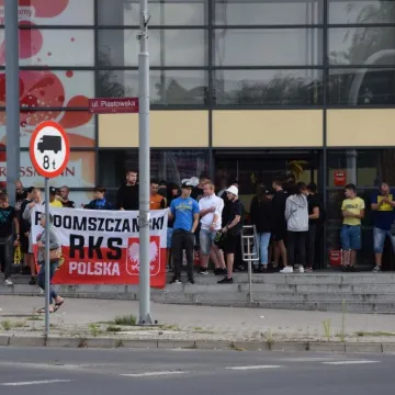 Kibice RKS Radomsko oddali hołd powstańcom warszawskim