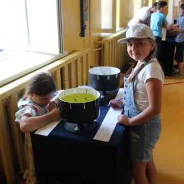 Naukobus odwiedził Publiczną Szkołę Podstawową nr 4 w Radomsku