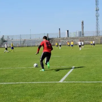 RKS wygrywa w meczu na szczycie 