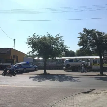 Wypadek na ul. Przedborskiej. Ciężarna kobieta przewieziona do szpitala