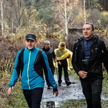 Rajd pieszy w dolinie Widawki zakończył cykl „Leśne przygody”