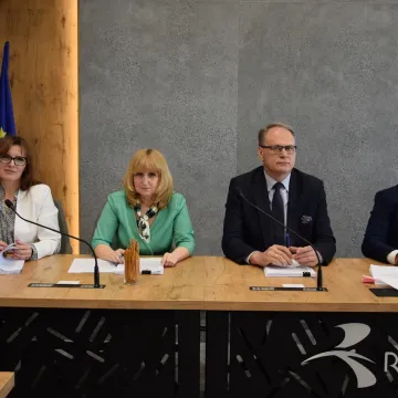 Rewitalizacja, nowe dotacje i modernizacje – co zdecydowali radni Radomska?