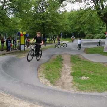 Pumptrack w Radomsku oficjalnie oddany do użytku