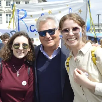 Uczniowie z PSP 7 wzięli udział w Paradzie Schumana