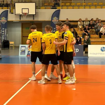 Zacięta walka w Radomsku. METPRIM Volley pokonuje Resursę Łódź po tie-breaku