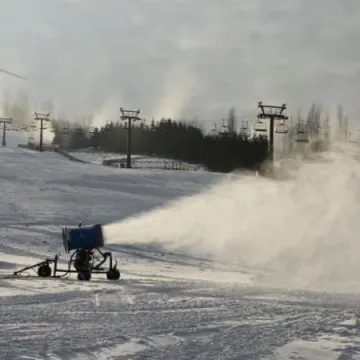 Góra Kamieńsk czeka na śnieg