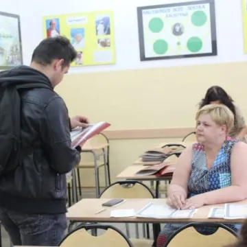 Uczniowie odebrali świadectwa i wyniki matur