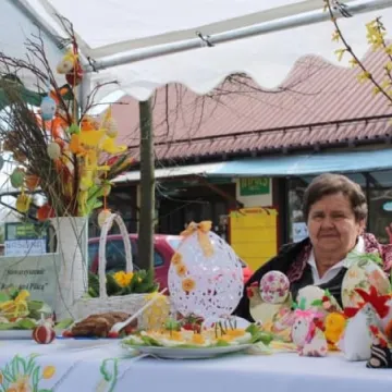 Wielkanocny kiermasz w Wielgomłynach