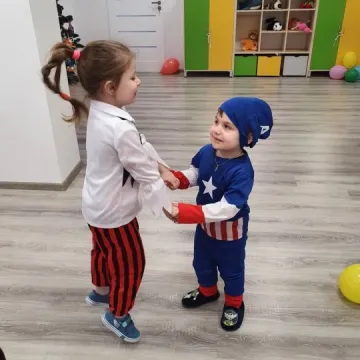 To ich pierwszy taki bal...