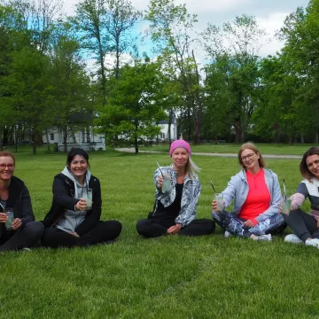 Mamy ćwiczyły jogę