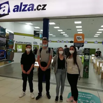 Zakończenie praktyk zagranicznych uczniów z Drzewniaka