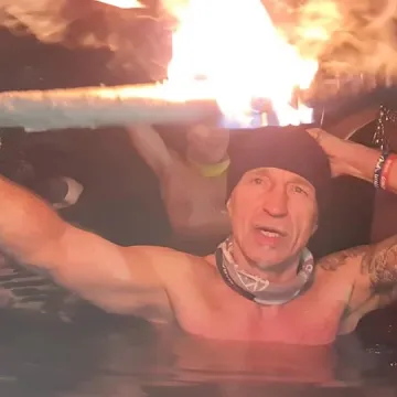 Sylwestrowo-noworoczne morsowanie