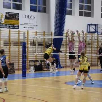 Bez przełamania w III lidze. Siatkarki Volley znów bez punktów