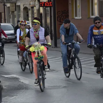 Tradycja na dwóch kółkach. Wiosna przywitana na rowerach