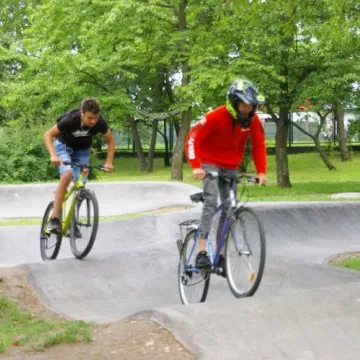 Pumptrack w Radomsku oficjalnie oddany do użytku