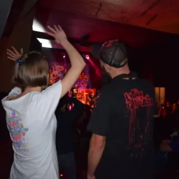 Moc na koncercie zespołu Łydka Grubasa