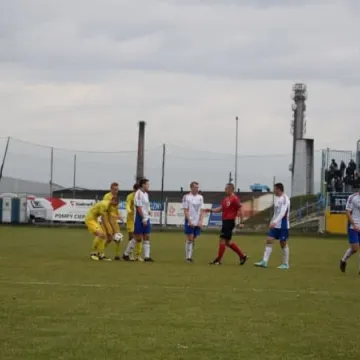 RKS Radomsko remisuje z Bronią Radom 1:1