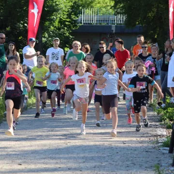 W Przedborzu przebiegli „dychę”