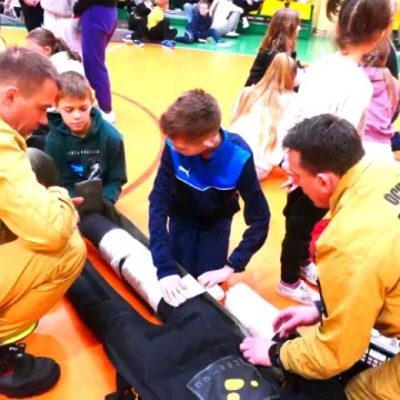 PSP Strzałków: Dzień wiosny z udziałem strażaków