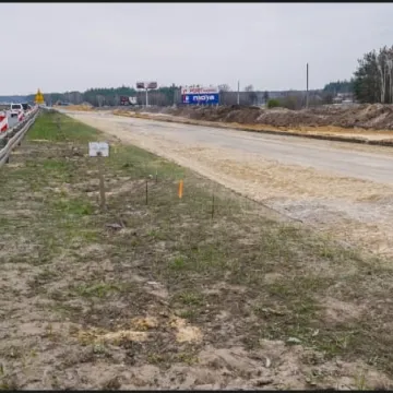 Budowa A1. Postęp prac przy odc. Radomsko - granica województwa 