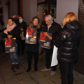 Manifestacja „Ani jednej więcej!” w Radomsku