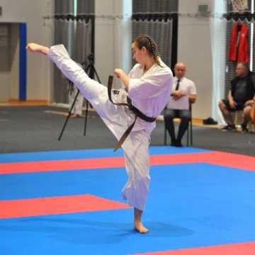 Sukces Weroniki Mazur na Akademickich Mistrzostwach Polski Karate Kyokushin