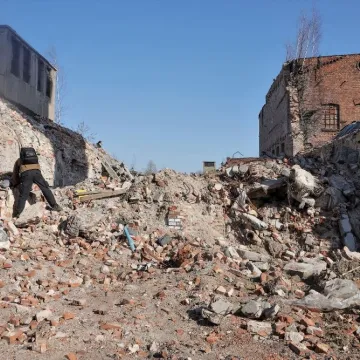 Foto Pozytyw „Poza utartym szlakiem”