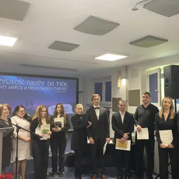 [WIDEO] To był ich dzień. Maturzyści z ZSDiOŚ oficjalnie zakończyli szkołę