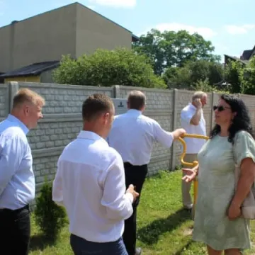 Sprawdzili jak wyglądają place zabaw w Radomsku