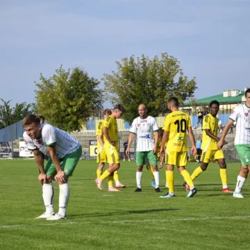 RKS Radomsko – Sokół Aleksandrów. Goście wywożą trzy punkty