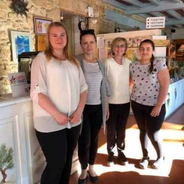 Hotelarze zdobywają doświadczenie zawodowe u podnóża Pirenejów 